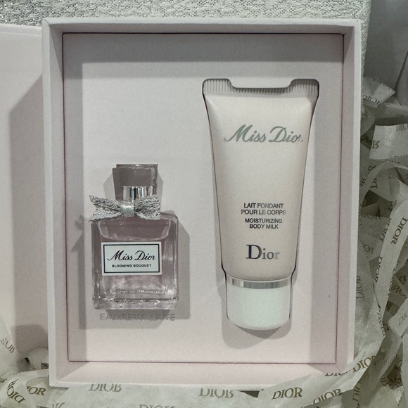 Miss Dior Blooming Bouquet Mini Fragrance Gift Set & Silver Travel Pouch - NIB - Picture 3 of 9